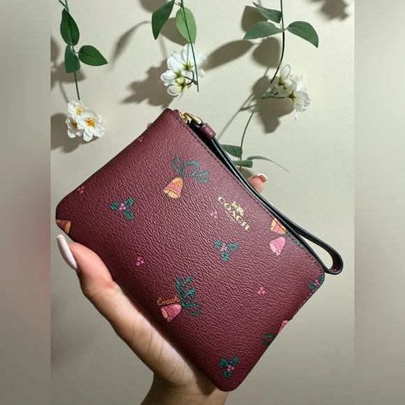 Coach holiday bells print corner zip wristlet NWT - Picture 4 of 5